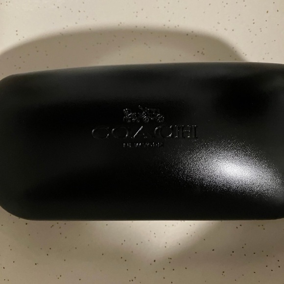 Coach Sunglasses - Picture 4 of 4